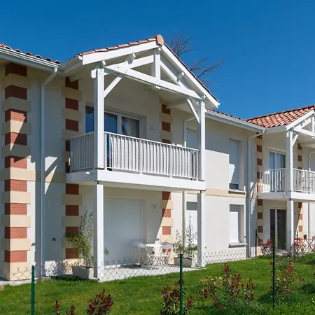 Parking Balcon 4pers Apartment